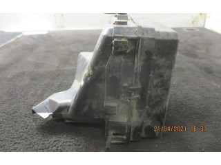 Блок предохранителей    Citroen C-Crosser    