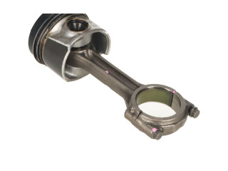 Шатун  04L105401A    Volkswagen Transporter - Caravelle T6  