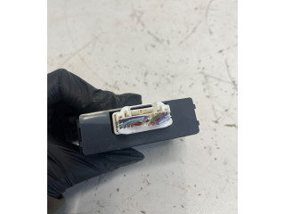 Блок управления парковки D67J67UU0 Mazda 2