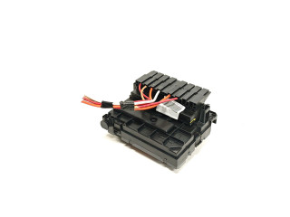   Pojistková skříňka 9675877980   Peugeot 5008 2013