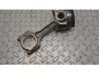 Píst Volvo V40 D 4204 T14