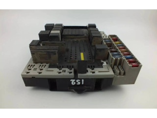Блок предохранителей  08696098, 8679899   Volvo V70    