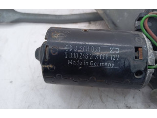 Моторчик дворников 039246313    Volvo 440