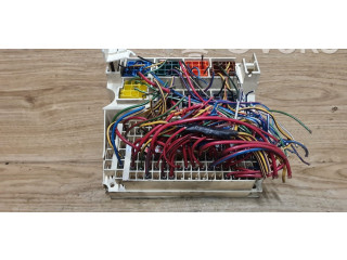 Блок предохранителей  6849814   Volvo S70  V70  V70 XC    