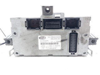 Блок предохранителей 51781531, 51781531   Fiat Idea    