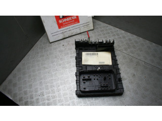 Блок предохранителей 1K0937821D Volkswagen Caddy