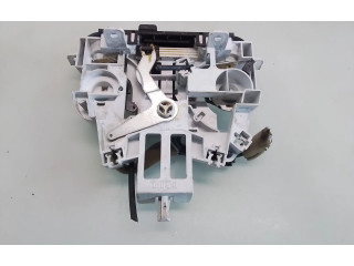 Блок управления климат-контролем Mazda 323 F