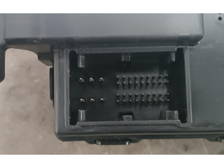 Pojistková skříňka 919544D270 KIA Carnival 2001