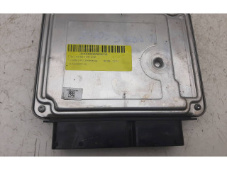 Řídící jednotka 03G906021SH, 0281014581   Seat Leon (1P) 2005