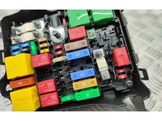 Блок предохранителей Citroen C3 Aircross