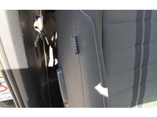 Подушка безопасности в сиденье Volkswagen Golf VII