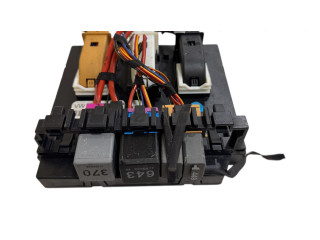 Блок комфорта 1K0937084B Volkswagen Golf VI