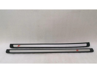 Комплект обшивки порога (внутренний)