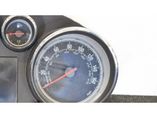 Přístrojová deska  Opel Zafira C 2016 13460586600775881  