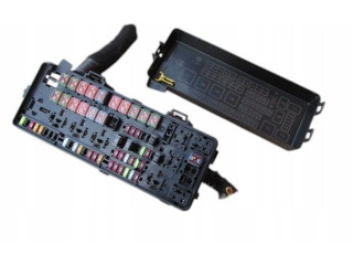 Блок предохранителей     Maserati Quattroporte    