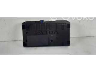 Блок управления 32334157 Volvo XC40