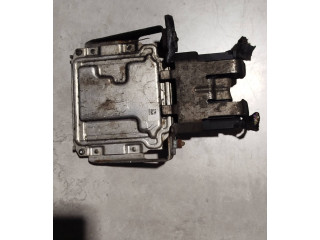 Блок управления двигателя 04c906020k Skoda Citigo