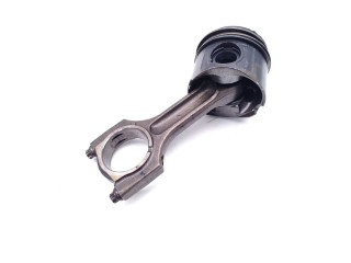  Поршень с шатуном M47D20(204D4) M47D20  BMW X3 E83 для дизельного двигателя 2.0