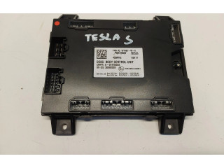 Блок комфорта 1010907-00-g Tesla Model S