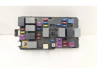 Блок предохранителей 96867123   Chevrolet Chevy Van      