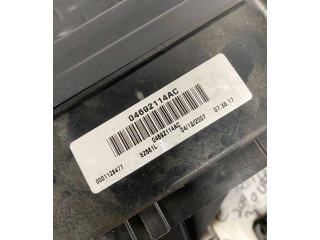 Блок предохранителей 04692114AC, 0001128477 Jeep Grand Cherokee (WK)