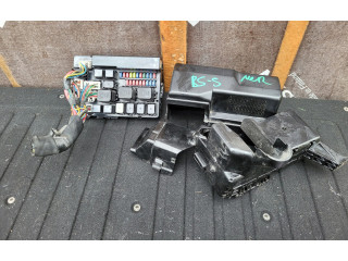 Pojistková skříňka 284B7CA000 Nissan Murano Z50 2006