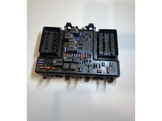 Блок предохранителей GB3T14D068KC Ford Ranger