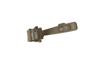 Ручка стеклоочистителей 31394010   Volvo V70