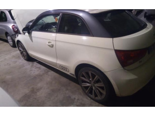 Панель приборов 8X0920930A   Audi A1       