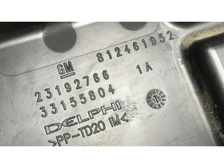 Крышка блока предохранителей 23192766, 33155804   Chevrolet Malibu    