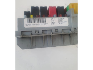 Pojistková skříňka 51795922, 188B2000 Lancia Musa