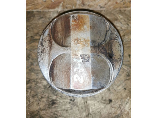 Píst 8861D, 06036 Mercedes-Benz C W203 272.920