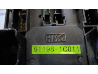 Блок предохранителей 2005 Hyundai Getz