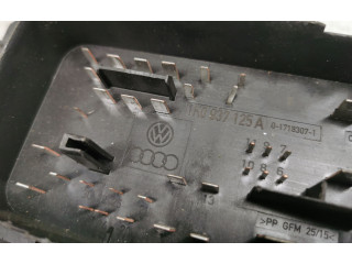 Блок предохранителей 1K0937125A, L1T000034   Volkswagen Touran I    