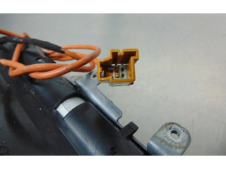 Подушка безопасности в сиденье Volvo V70