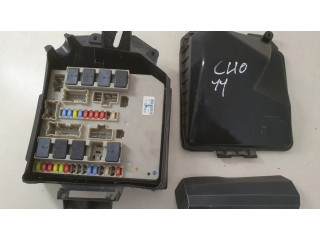 Блок предохранителей 902663A, 8200683706 Renault Clio III