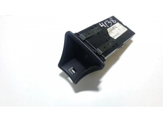 Дисплей 8222779902, 1560167770 Alfa Romeo 156