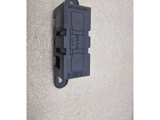   Pojistková skříňka 4B3937505A   Audi A8 S8 D2 4D 2001