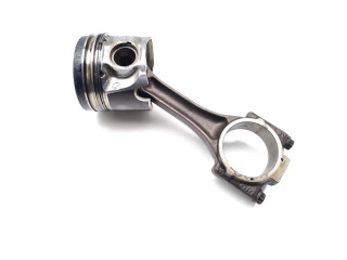 Píst AVB Audi A4 S4 B6 8E 8H