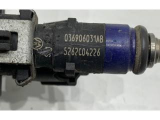 Топливная рампа 036906031AB Skoda Fabia Mk1 (6Y)