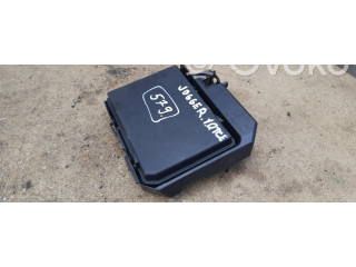 Блок комфорта 284B76520R Dacia Jogger