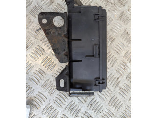 Блок предохранителей Jeep Cherokee