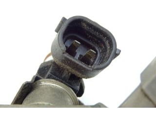 Топливная рампа    Volkswagen PASSAT B6  