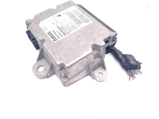 Блок подушек безопасности 8201043701, 610796000   Renault Clio III