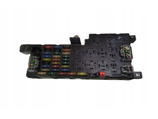 Блок предохранителей    9494207518323001, 518323001   Volvo V70