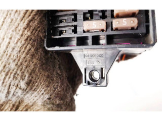 Блок предохранителей 63593576, 63593576 Skoda Fabia Mk2 (5J)