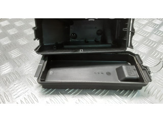 Блок предохранителей 1645400182, 2515400524 Mercedes-Benz R W251