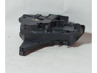 Ящик предохранителей (комплект) 9494210 Volvo V70