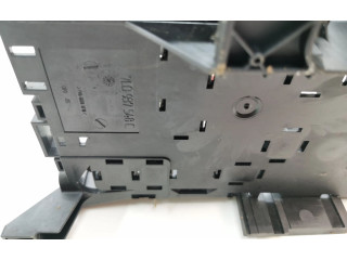 Pojistková skříňka 7L0937548C Audi Q7 4L 2007