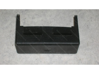   Pojistková skříňka 12631735752   BMW 3 E36 1995